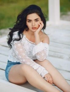 VIP companion girl in Nagarkurnool – discreet service